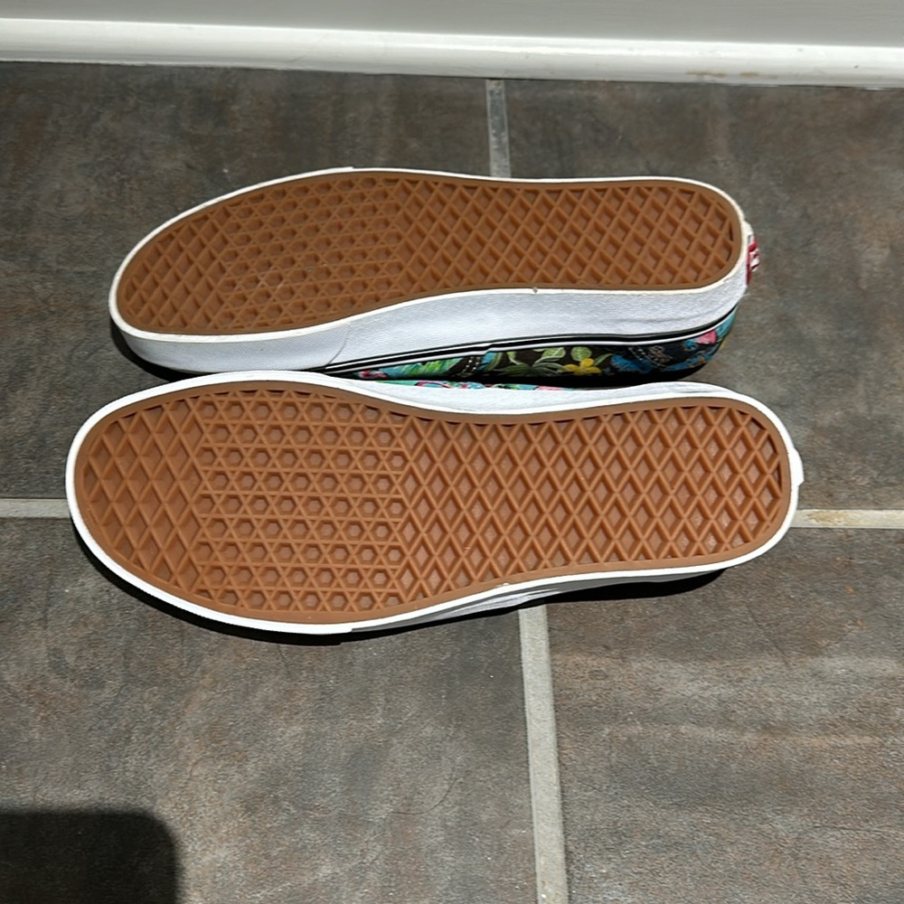 Patterned Vans - Picture 5 of 5
